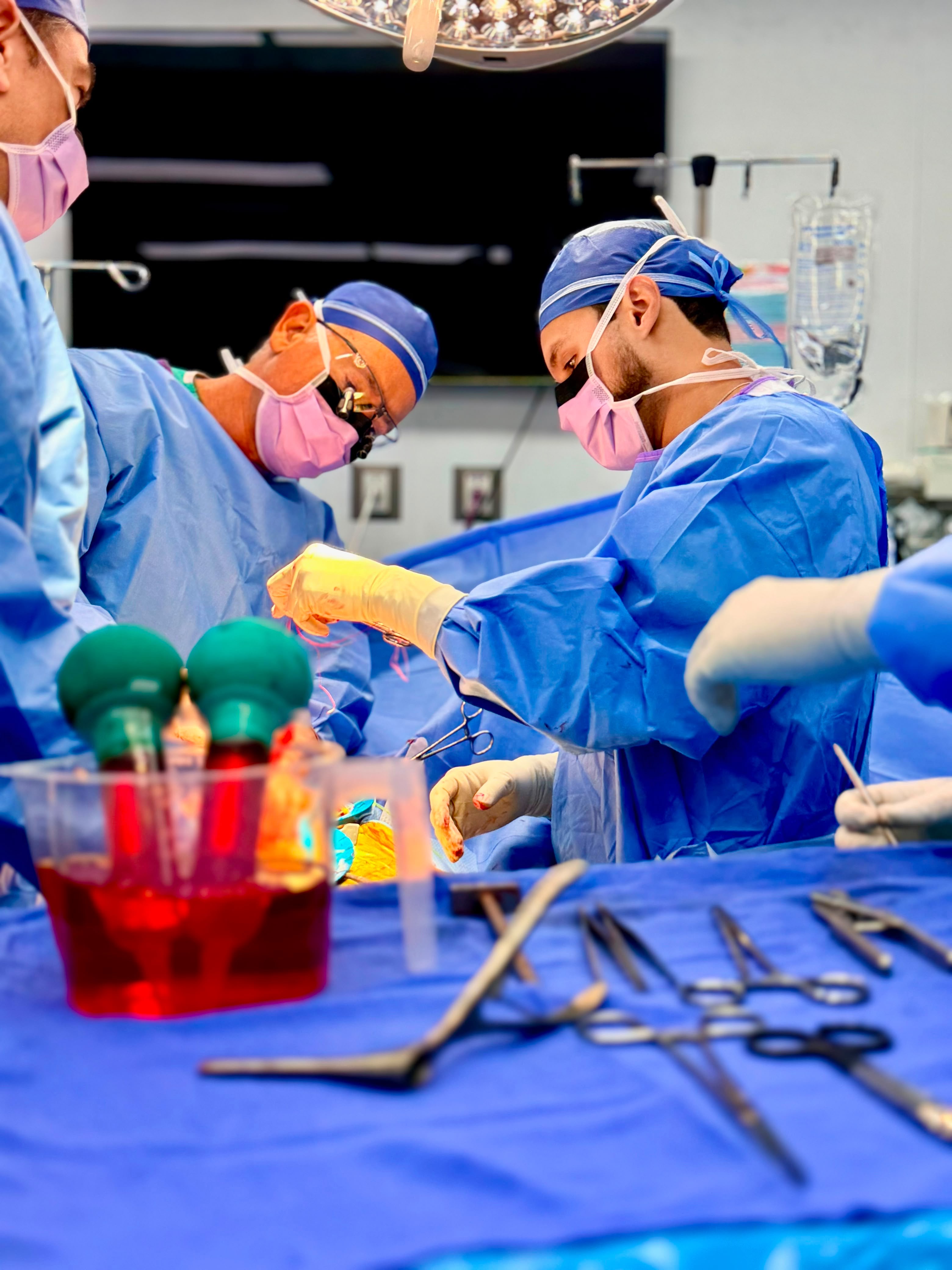 Cirurgia em conjunto em Miami - Dr. Gustavo Ramalho