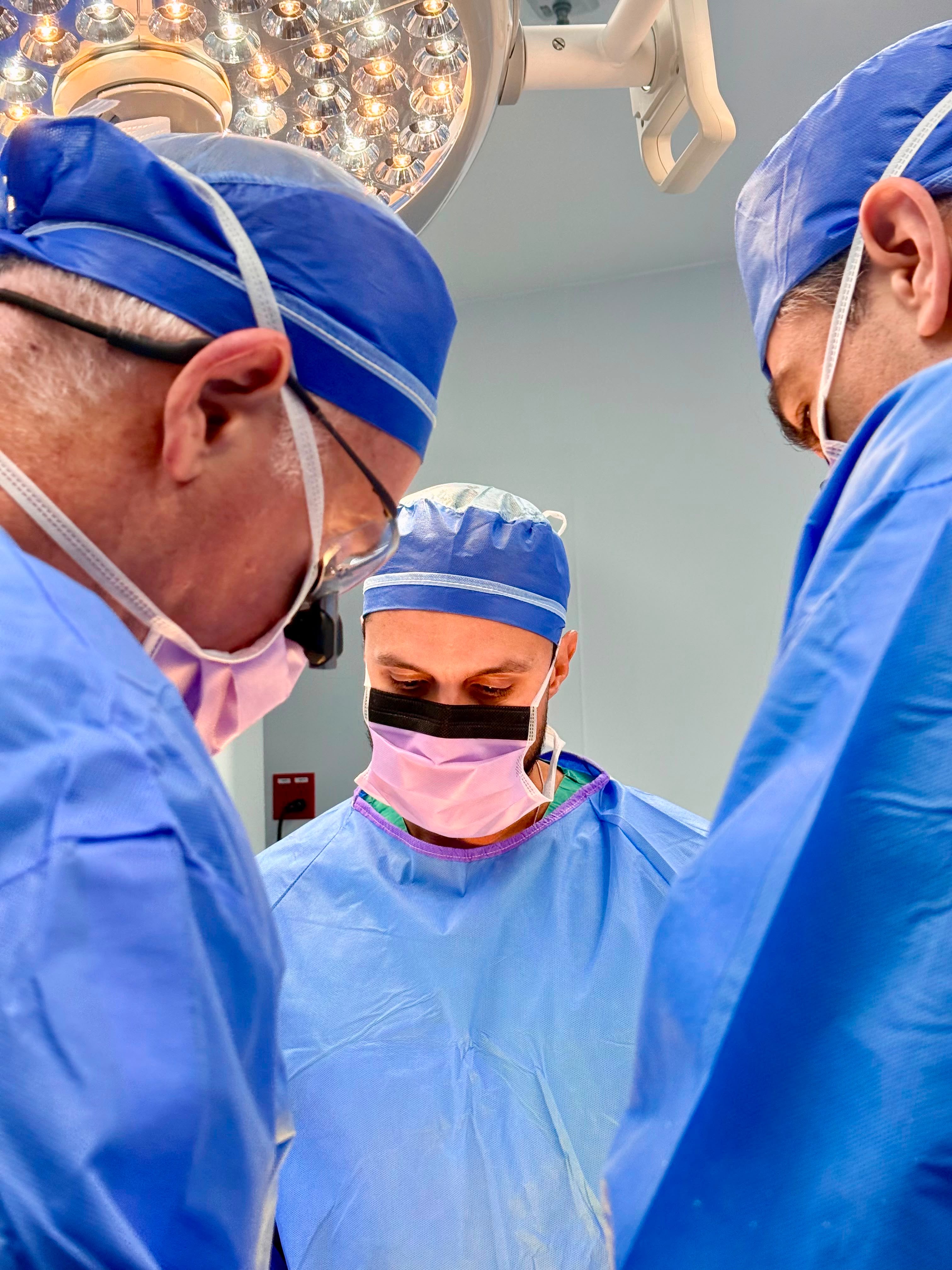 Cirurgia em conjunto em Miami - Dr. Gustavo Ramalho